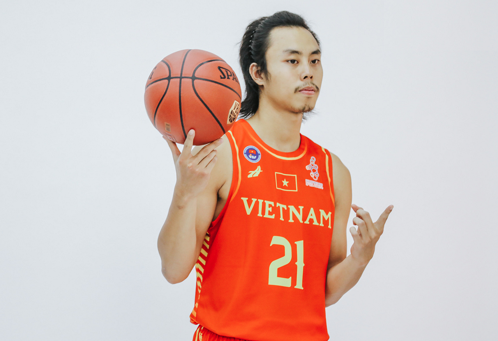 Photo of Ngôi sao của ĐT bóng rổ Việt Nam – Hoàng Thế Hiển là ai?
