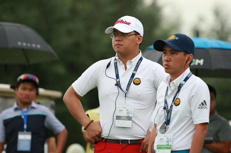 Trọng tài golf Vũ Nguyên (trái) sẽ tác nghiệp tại SEA Games 30 - Vietnam9.net