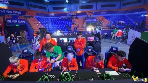Photo of ĐT eSports Việt Nam thắng nhọc vì… mạng lag