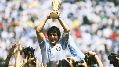 Diego-Maradona-Vietnam9